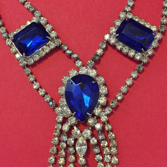 Vintage Rhinestone Necklace - Picture 2 of 3